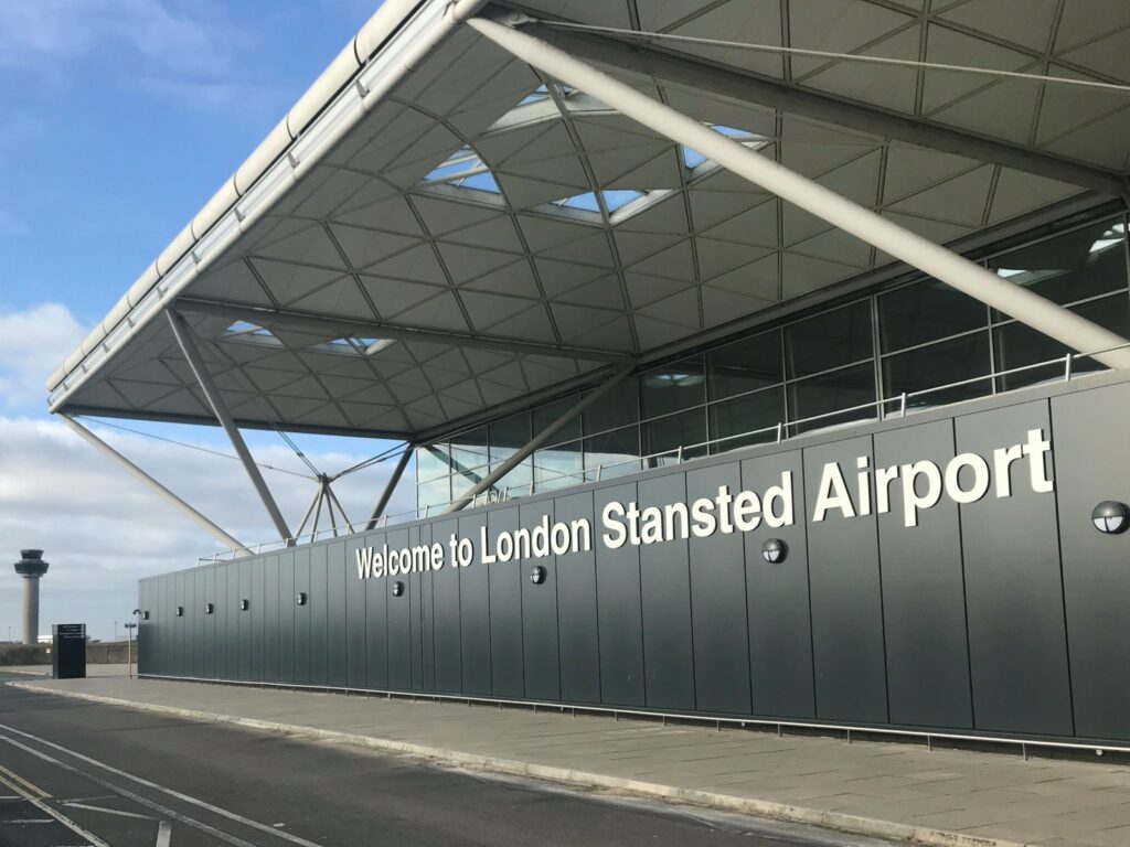 stansed airport taxi by ba car hire
