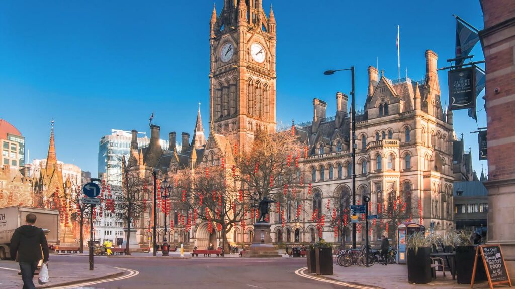 Albert Square - Renting a Car in Manchester